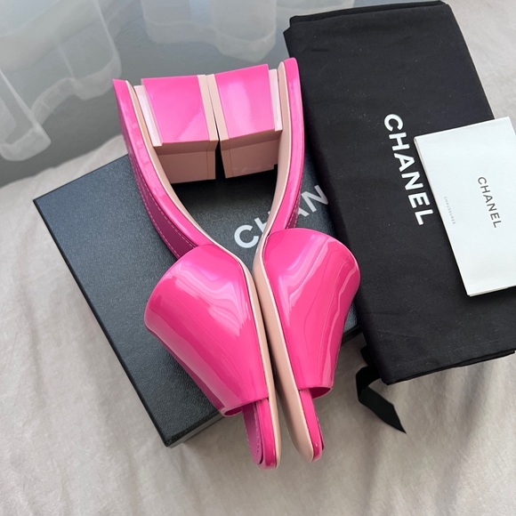 Auth Chanel 22C Pink Patent Leather CC Logo Sandals G38689 - Size 37.5 - Picture 4 of 9